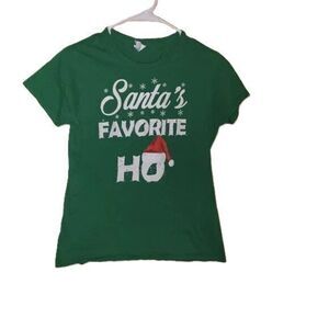 Port‎ & Company Santa's Favorite Ho Funny Christmas Green Holiday Party Tshirt
